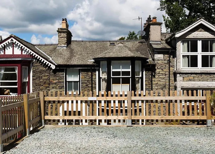 Oak * Bowness-on-Windermere