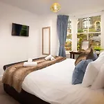 Oak בית נופש *